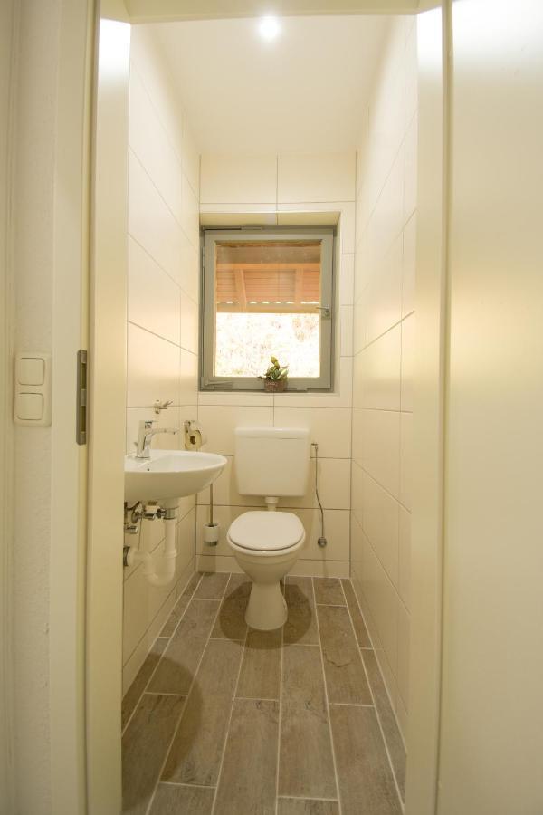 Mainzimmer - Business Apartments Hasloch  Bagian luar foto